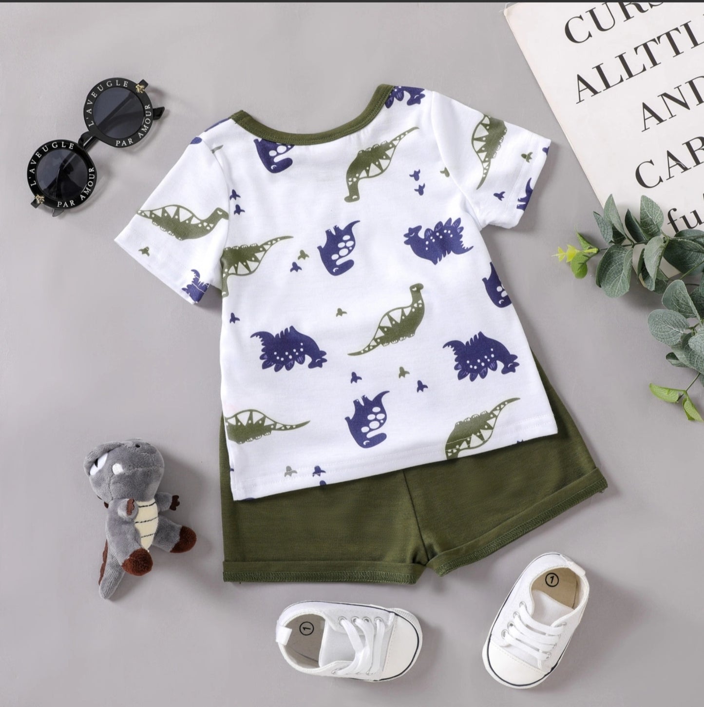 2pcs Baby Boy All Over Dinosaur Tee Shorts Set